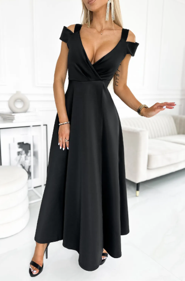 Elegantna maxi obleka z izrezi na ramenih, črna